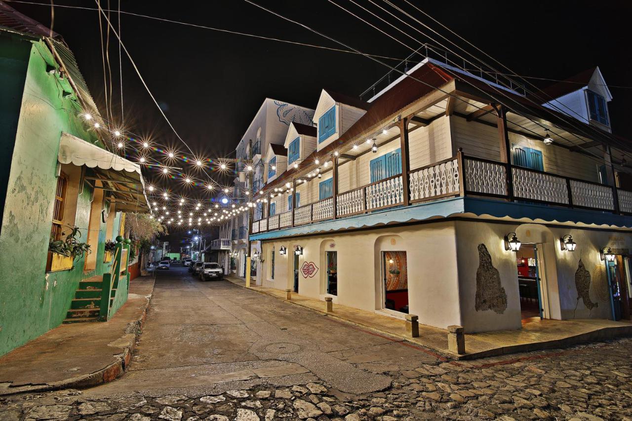 Hotel Isla De Flores Εξωτερικό φωτογραφία